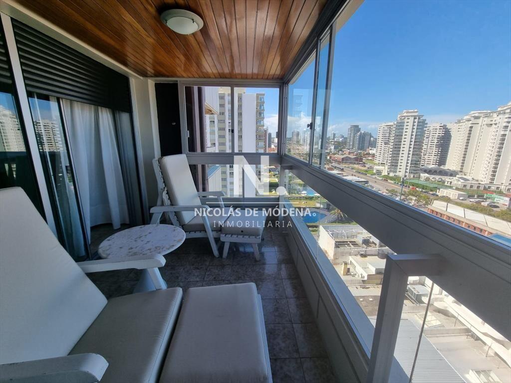En venta hermoso departamento en Punta del Este.