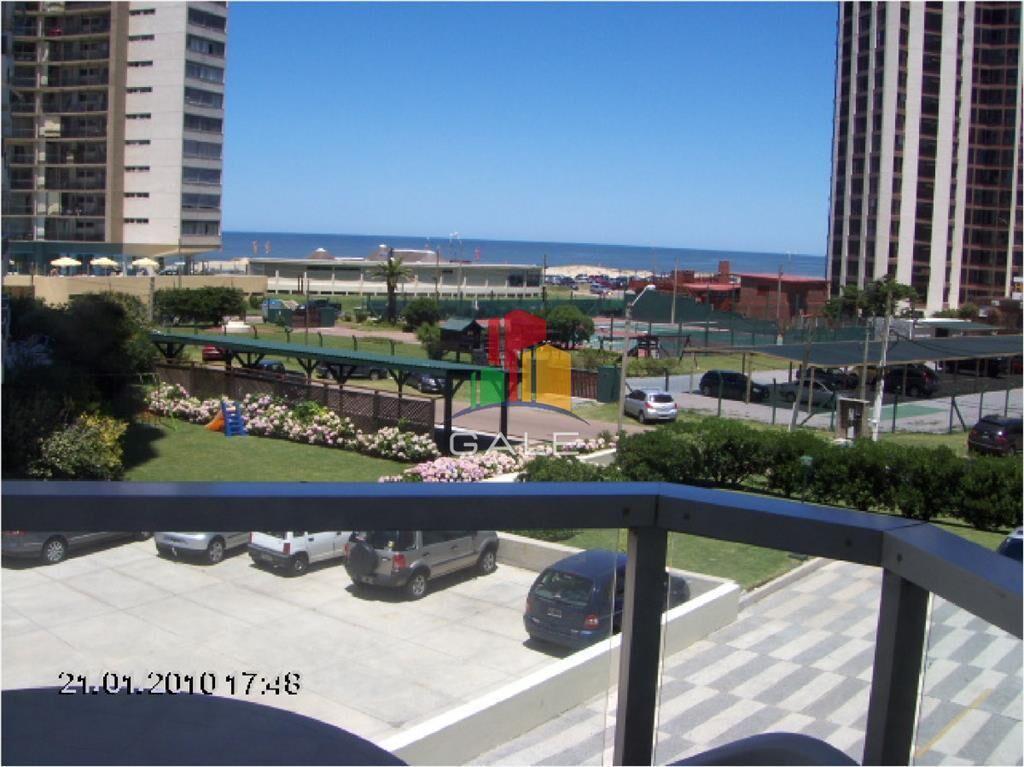 Apartamento en Brava, 1 dormitorios *