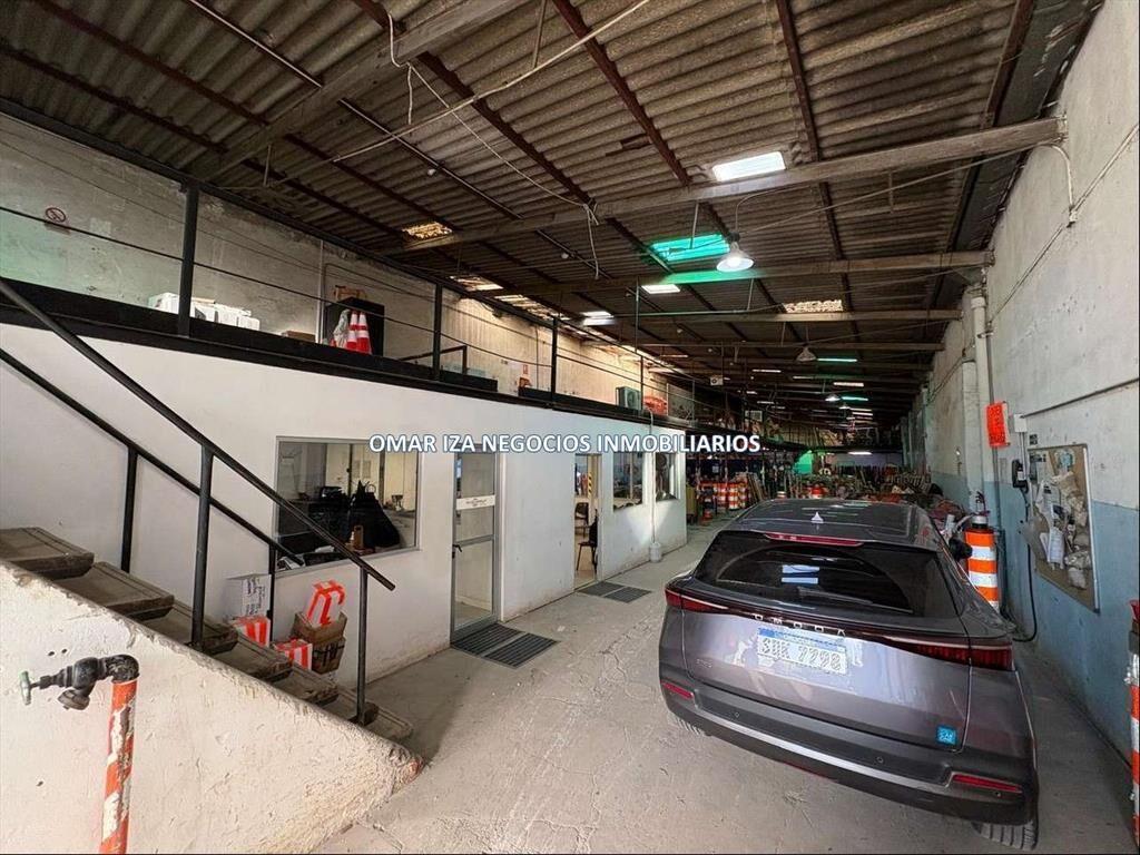 VENTA LOCAL COMERCIAL EN LA BLANQUEADA, GALPON, DEPOSITO, O