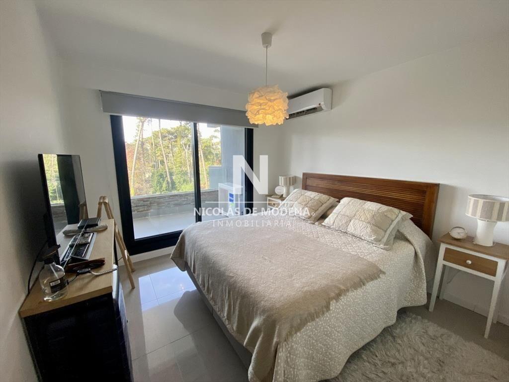 Venta apartamento 2 dormitorios playa mansa Punta