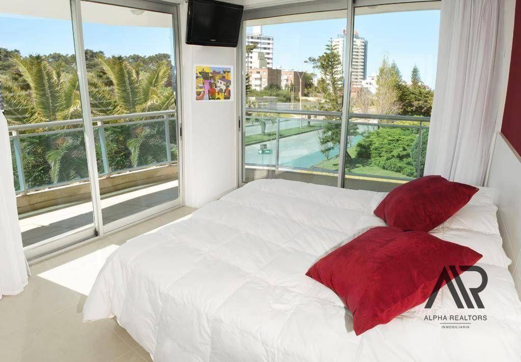 Apartamento en venta de 2 dormitorios c/ cochera en Play...