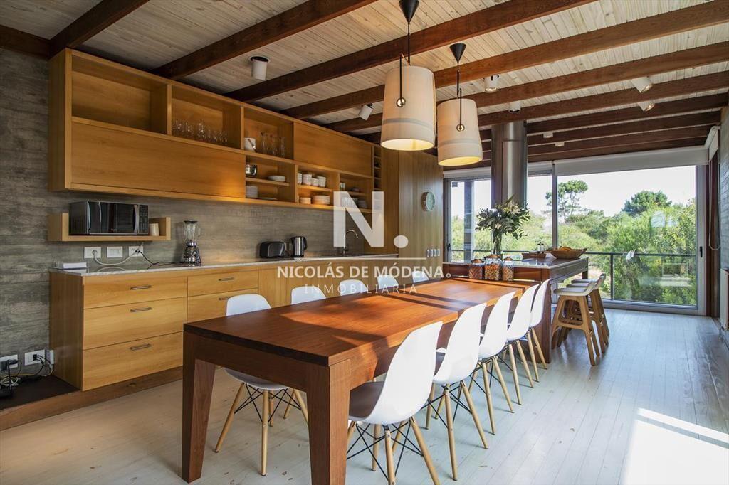 Casa en venta de 4 dormitorios en Laguna