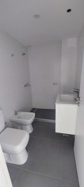 Alquiler Apartamento Centro 2 Dormitorios 1 Baño 2 Garajes