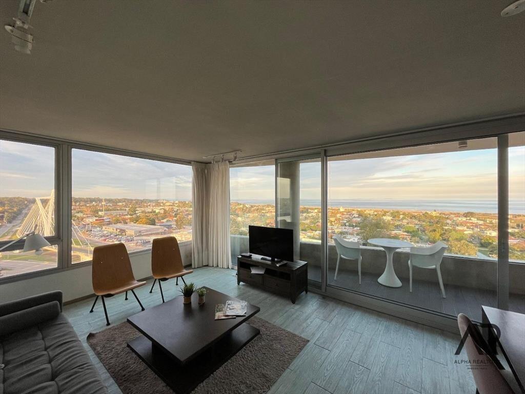 Apartamento en venta de 2 dormitorios con garaje en Carrasco