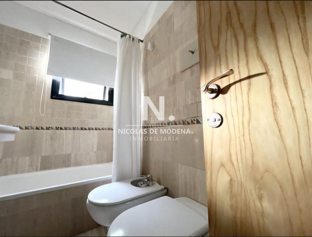En venta apartamento duplex en Playa Brava, con