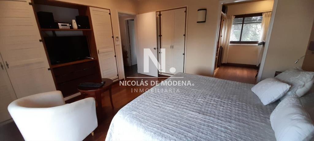 Vende Casa de 3 dormitorios y barbacoa a metros