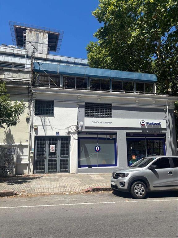 Alquiler Deposito Cordón 2 Baños Garaje primer piso escaler