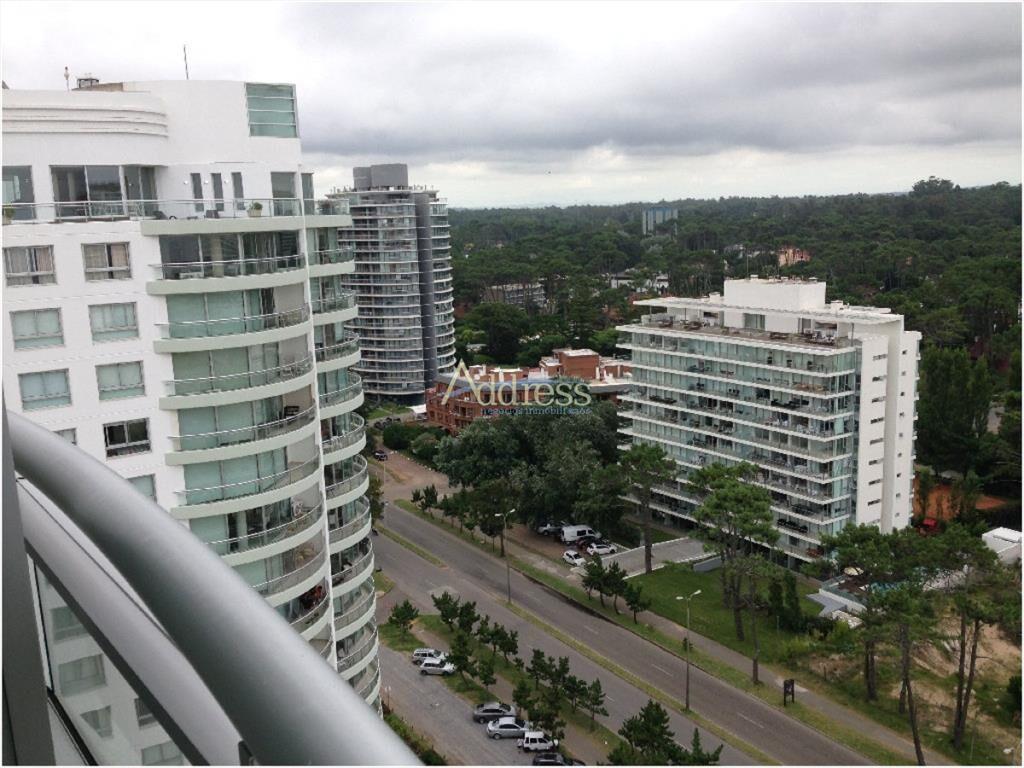 Apartamento en Brava, 2 dormitorios Alquiler