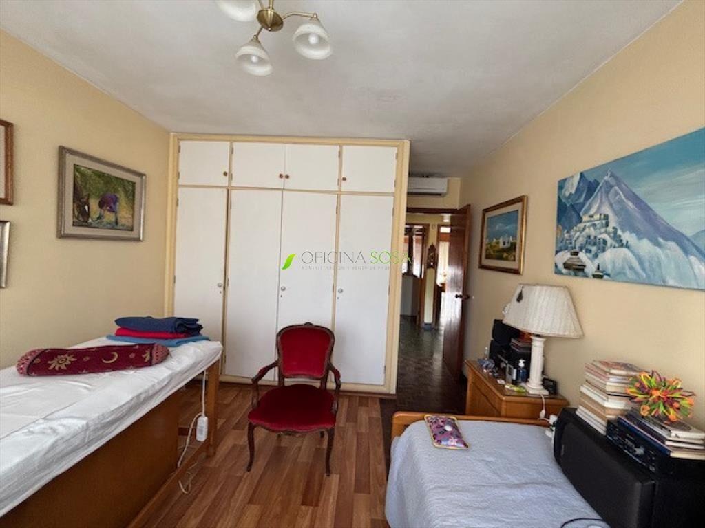 Oficina Sosa - Ramos esquina Perez Gomar casa amplia excele