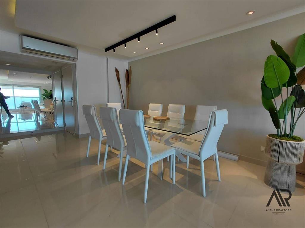 Apartamento en venta c/ cochera en Playa Mansa