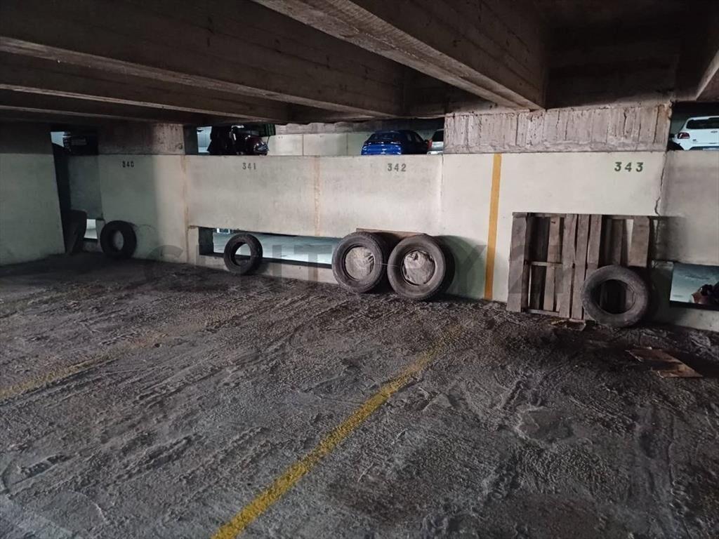 VENTA DE 11 COCHERAS ,SOBRE COLONIA EN EXCELENTE UBICACION