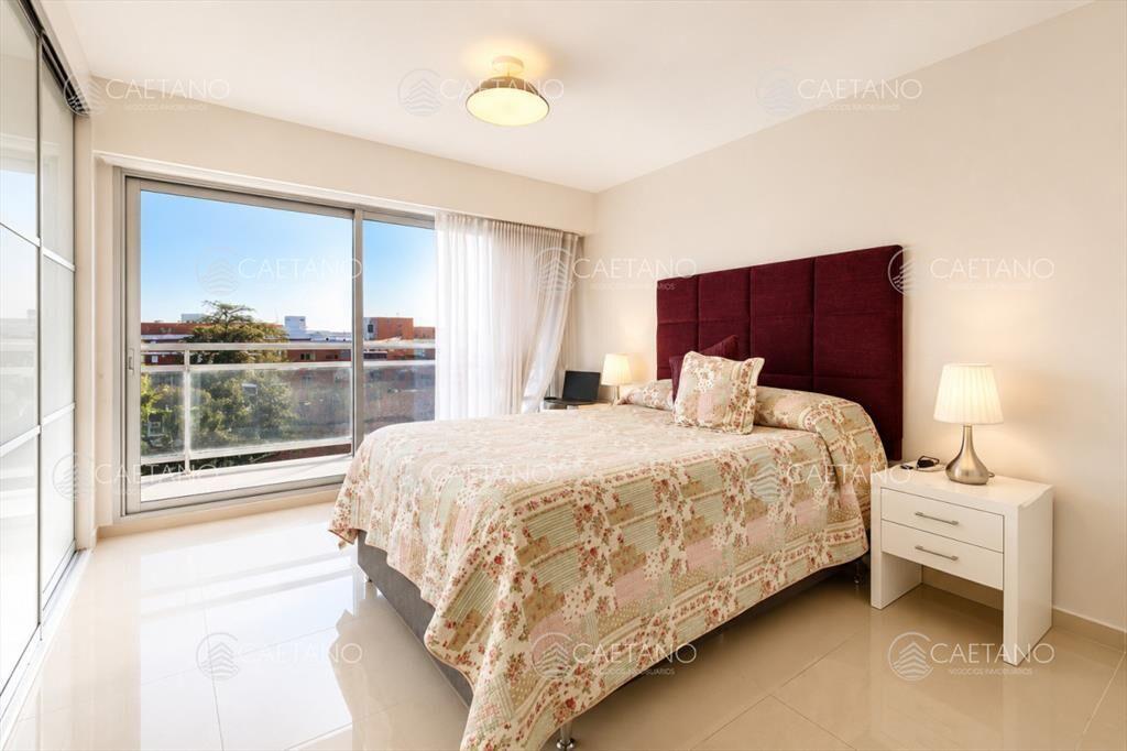 Apartamento en Venta - Punta del Este, Playa