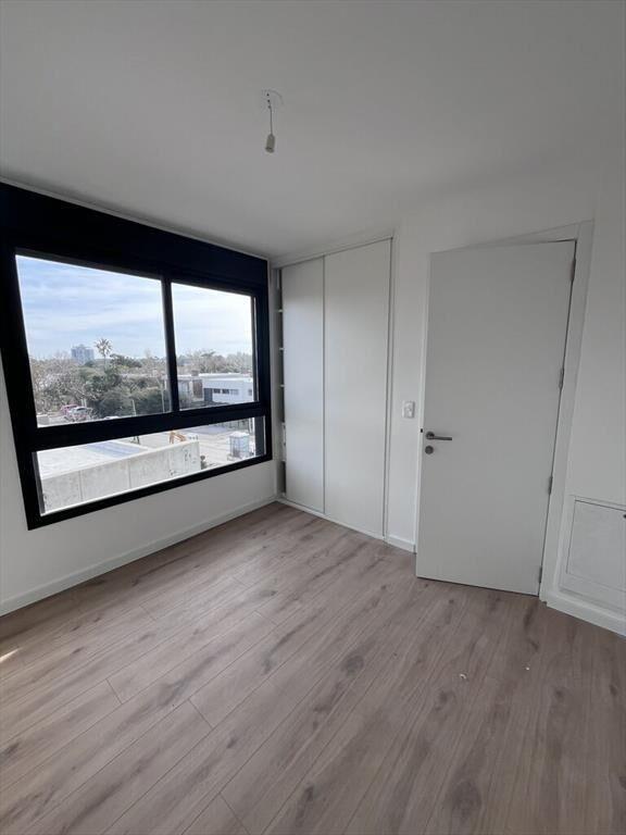 APARTAMENTO A ESTRENAR SOBRE RAMBLA COSTANERA