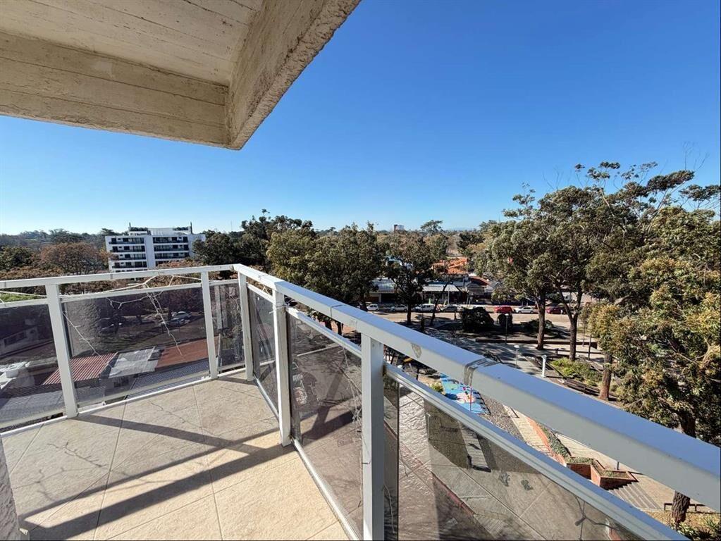 Venta - Apartamento - 2 dormitorios - 2 baños -Atlántida