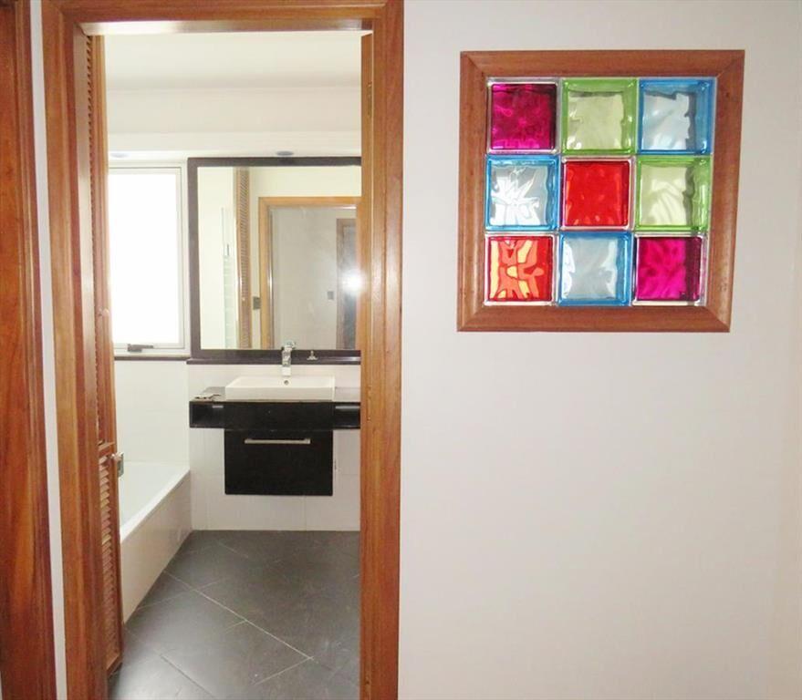 Venta apartamento tres dormitorios y garage Pocitos