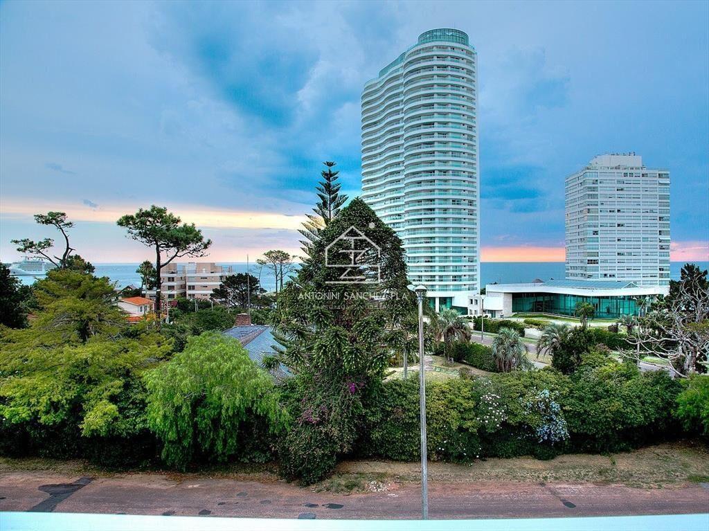Apartamento en Venta de 3 dormitorios en Playa Mansa , Punt