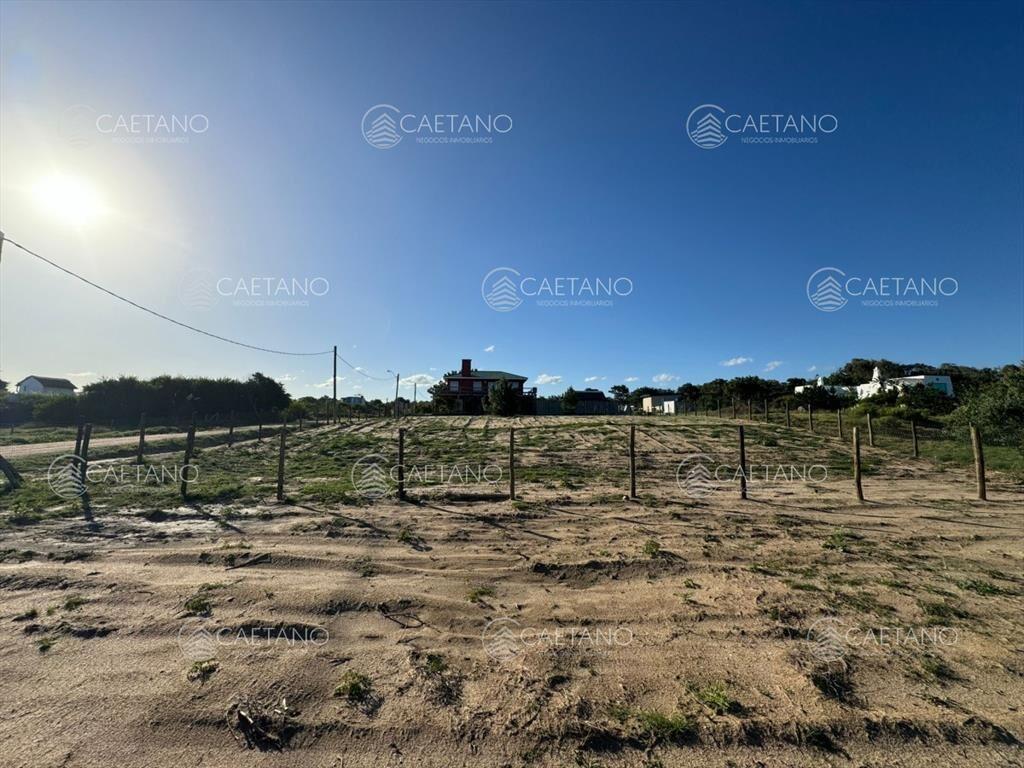 Venta terreno primera linea. Balneario Buenos