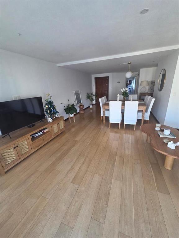 Proximo Rambla y 21, 129 m2, reciclado, 3 dormitorios, gge