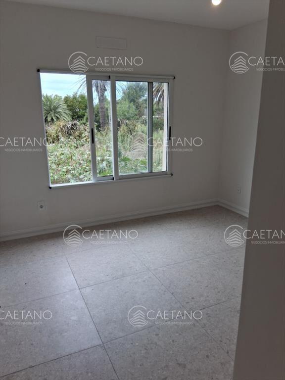 Alquiler anual casa en las Grutas.