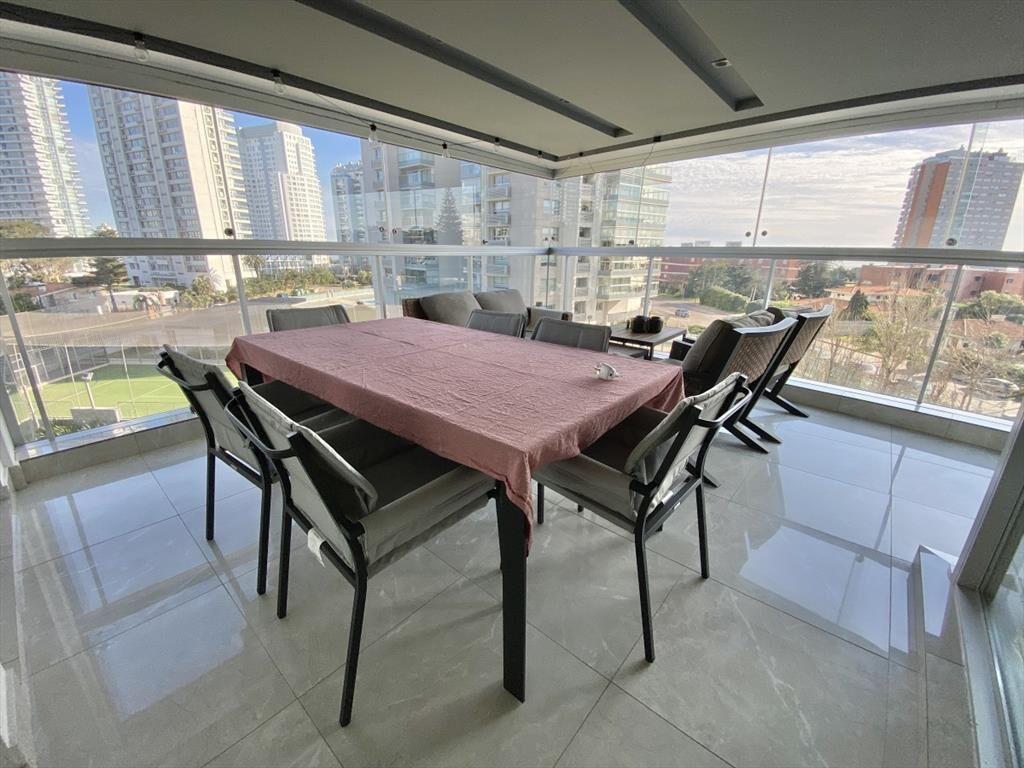 APARTAMENTO 3 DORMITORIOS EN VENTA - MIAMI II