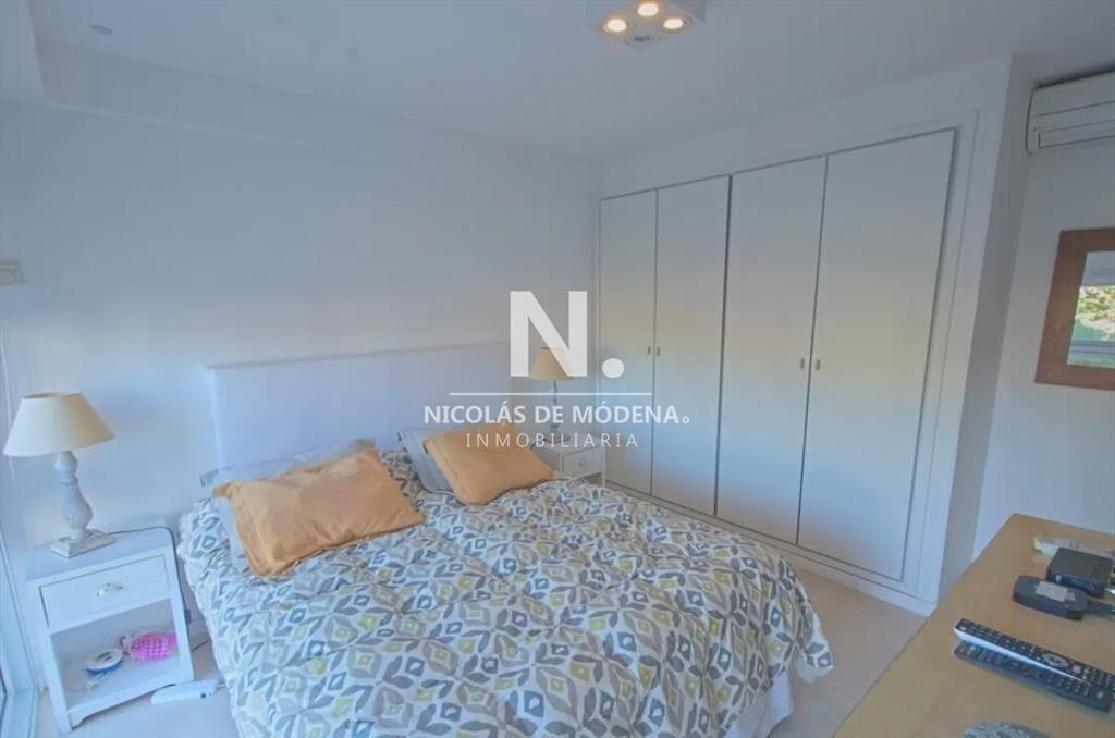 Impecable departamento, comodo e iluminado.