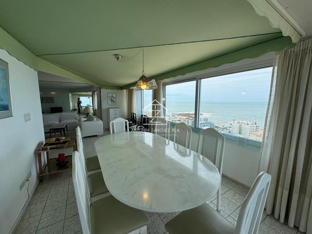Apartamento en Peninsula, 3 dormitorios *