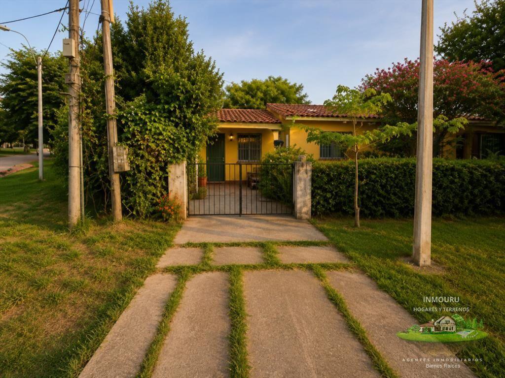 Se Vende Hermosa Casa en Barros Blancos