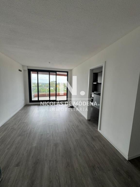 Vende impecable apartamento de 3 dormitorios con