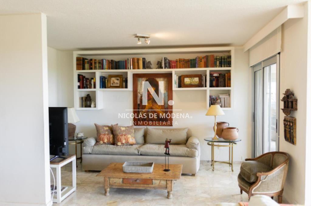 Apartamento en venta con balcon, de 2 dormitorios