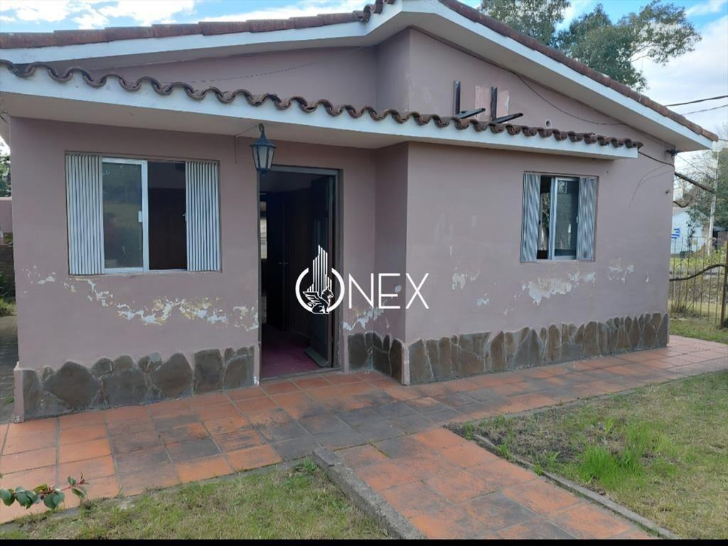 Venta de Casa Esquina con Galpón y Local en a 5