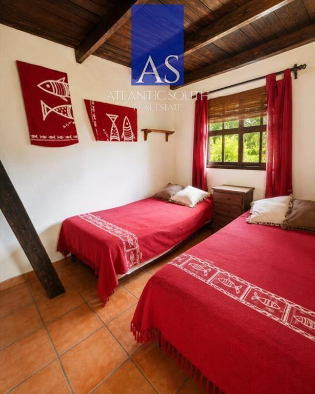 Casa de 3 dormitorios + dos apartamentos gran ,