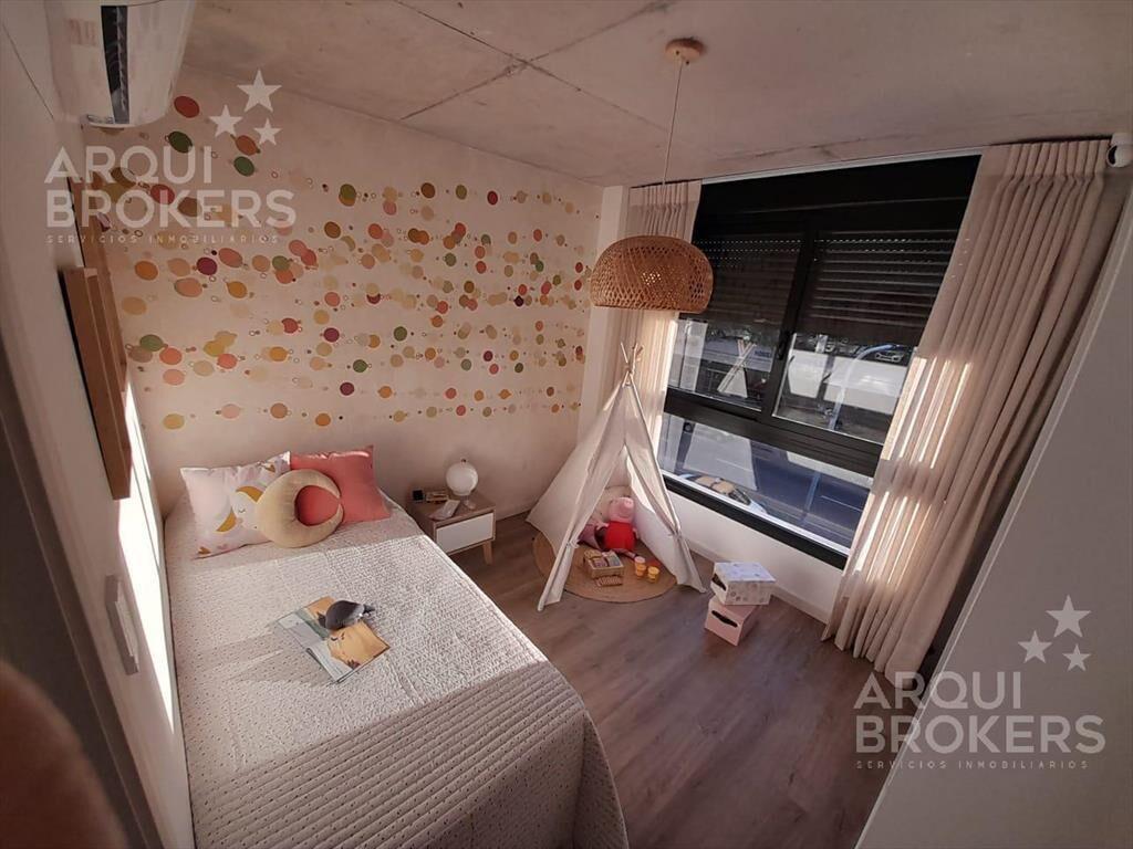 Venta apartamento dos dormitorios en Aguada - 708