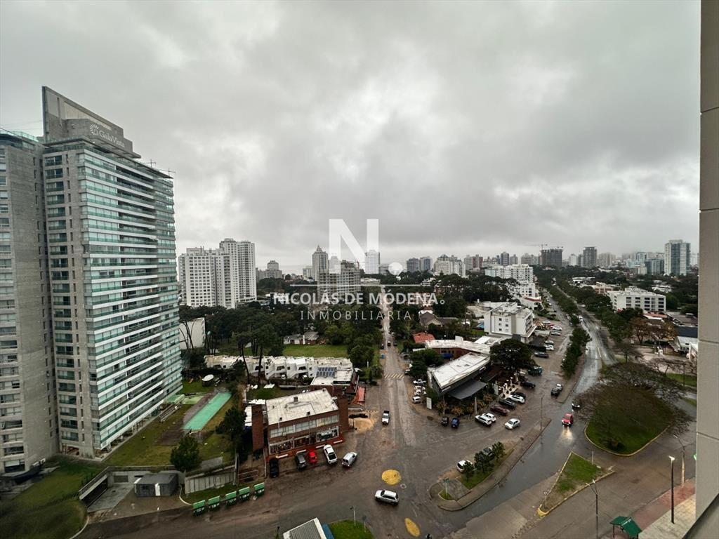 Vende apartamento de 2 dormitorios en Roosevelt,