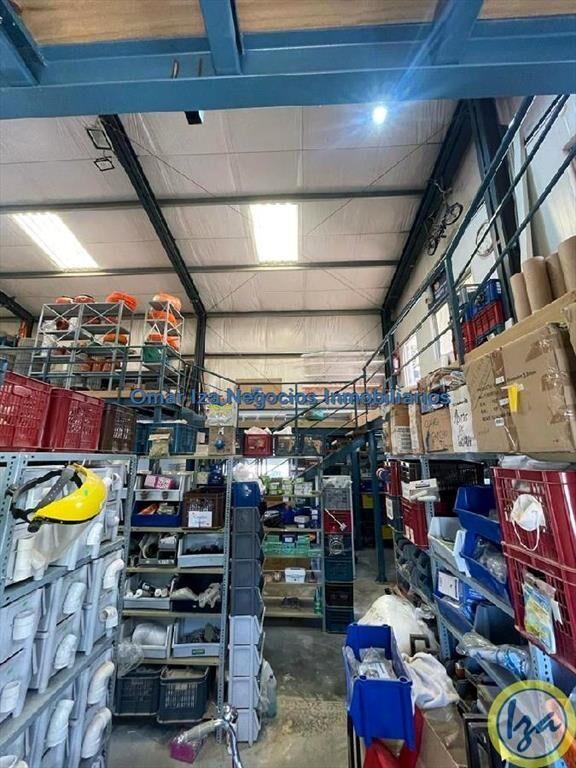 VENTA LOCAL SOBRE AVENIDA DEPOSITO CAMIONES PROXIMO RUTA 5