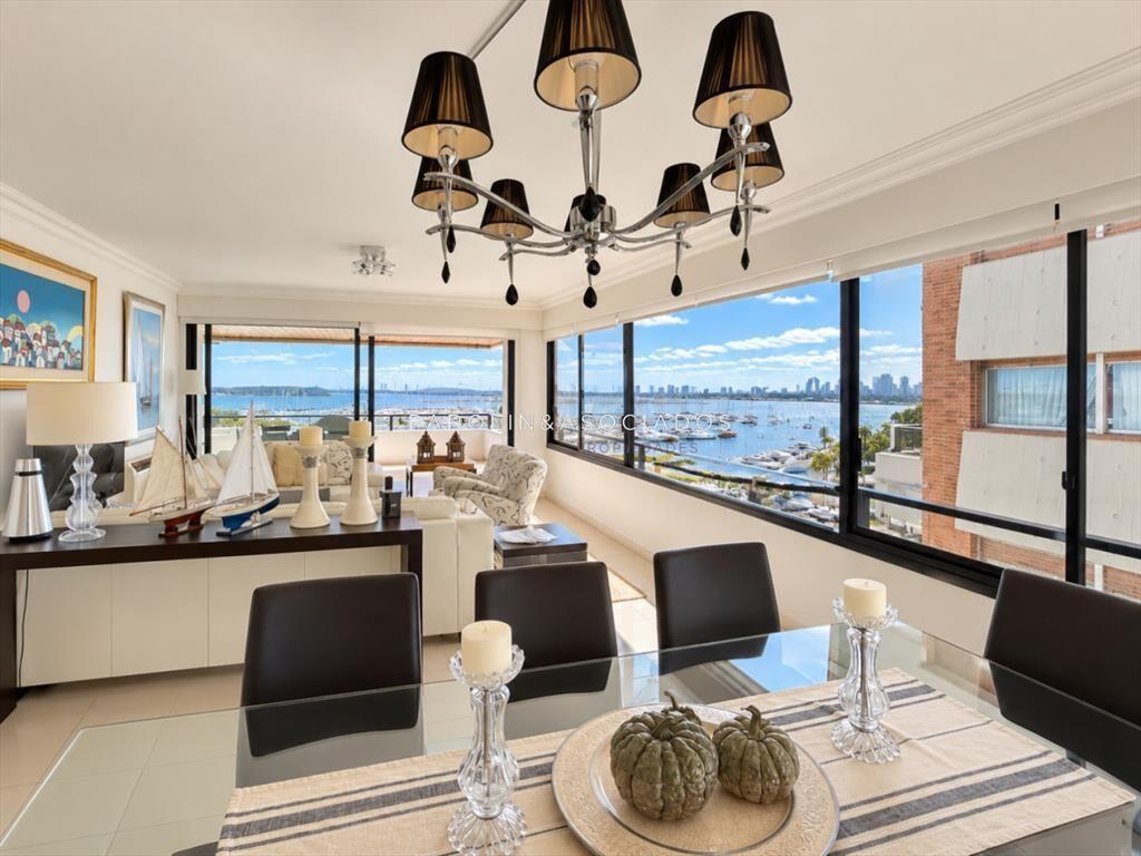 Apartamento en venta de 3 dormitorios en edificio Portofino