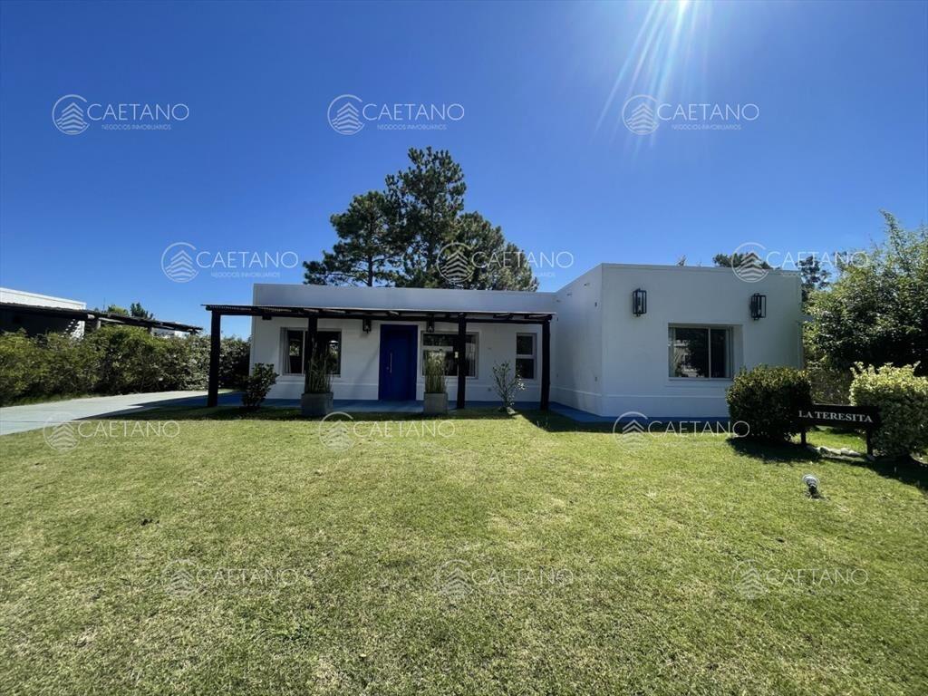 casa en alquiler anual, barrio privado
