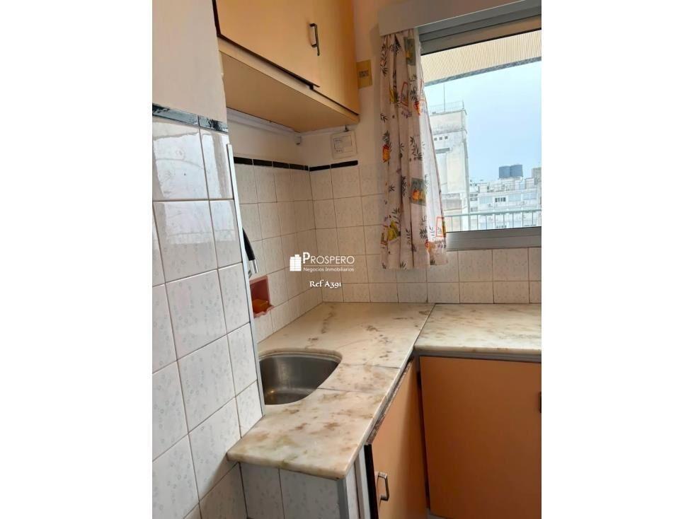 A391 alquiler penthouse apto 2 dorm Centro c/cochera y terra