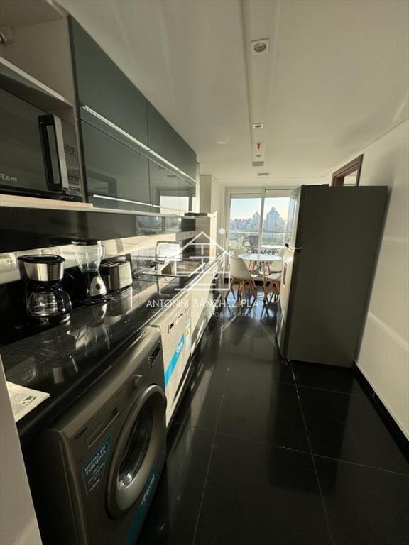 Apartamento de 2 Dormitorios + Dependencia y en