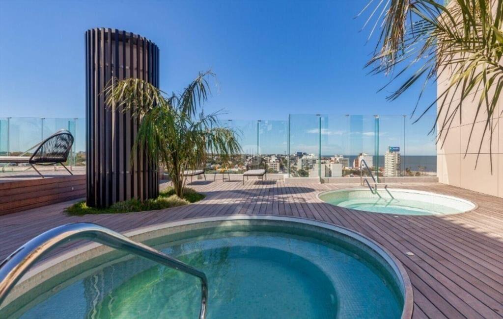 VENTA APARTAMENTO TRES DORMITORIOS MALVIN