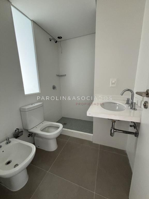 Venta de apartamento de 2 dormitorios en edificio Green Lif