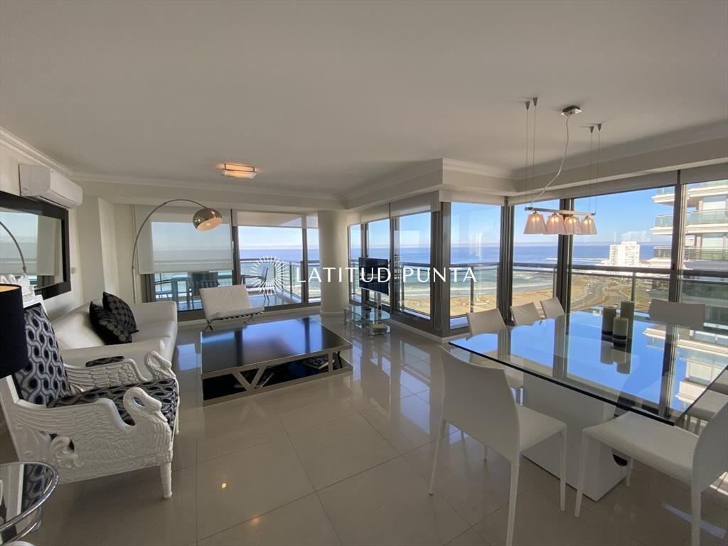 Apartamento en Imperiale, 3 suites más