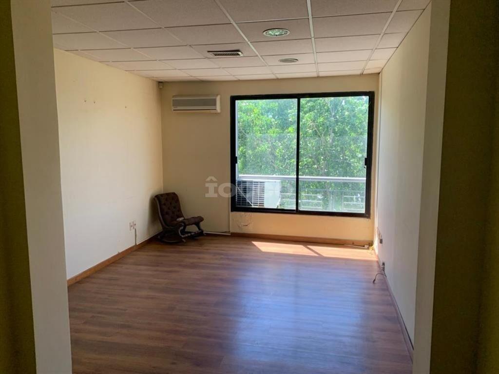 OFICINA EN VENTA Y ALQUILER FRENTE A RAMBLA