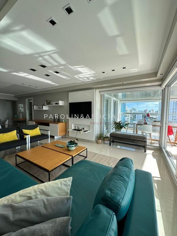 Apartamento en venta 3 dormitorios en Miami Punta