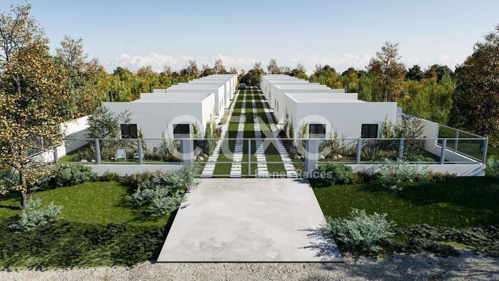 Venta de Casa en Solymar Gardens!...