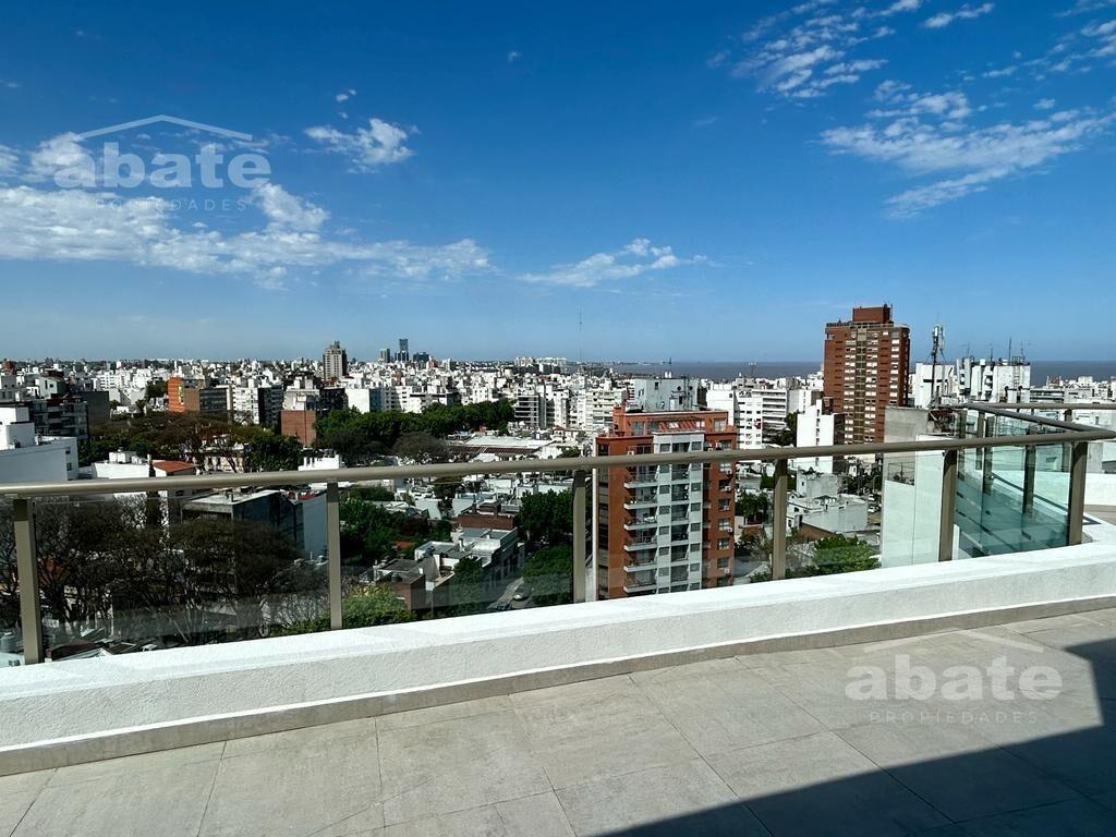 Alquiler apartamento de 1 dormitorio con patio - Punta Carr