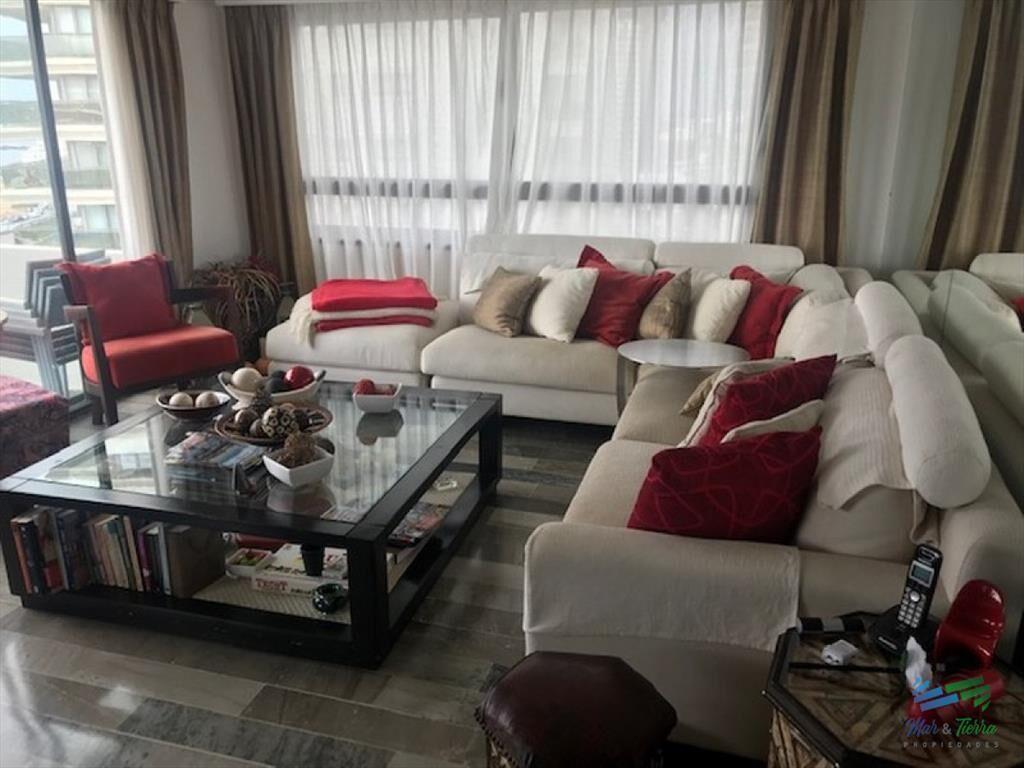 Apartamento 3 dormitorios, en primera línea, del