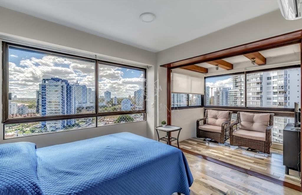 Apartamento en primeras parada de la brava y de