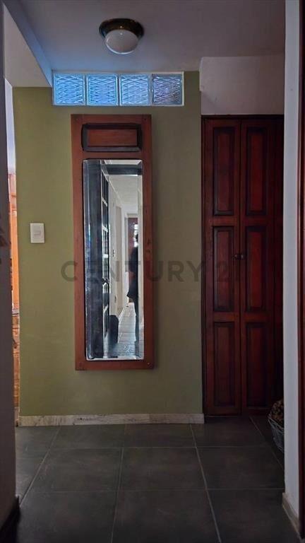 Venta casa La Blanqueada 5 dormitorios 3 baños fondo o ca...