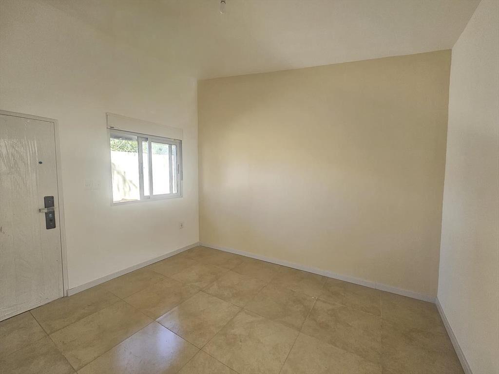 Venta apartamento de 1 dormitorio, planta baja- Carrasco No