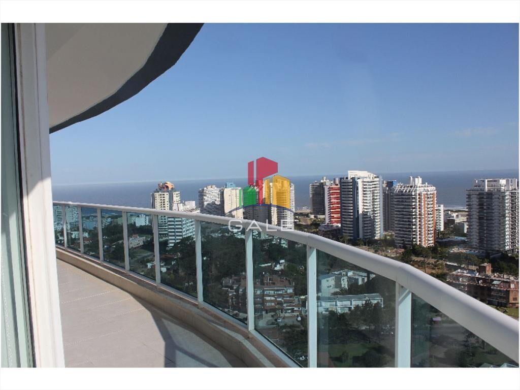 apartamento con vista a playa mansa